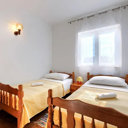 Perkovic-3 By Interhome * Medolino