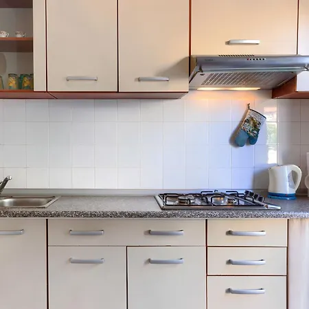 Perkovic-3 By Interhome Medolino