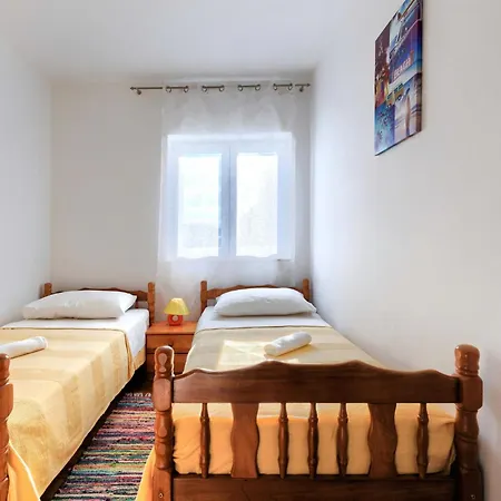 Perkovic-3 By Interhome Medolino