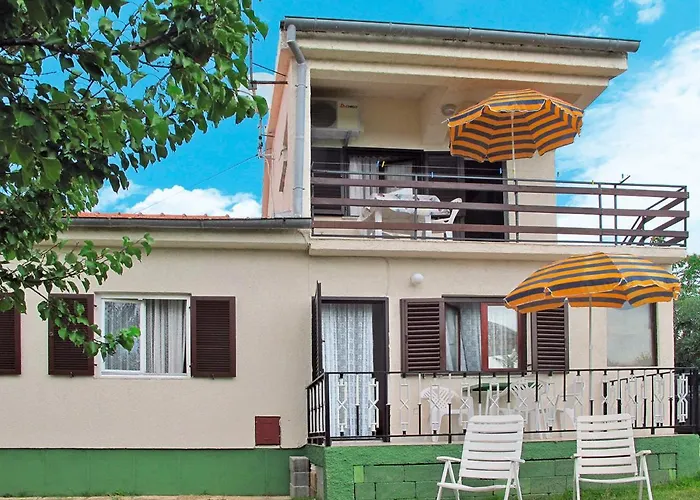 Perkovic-3 By Interhome Medolino